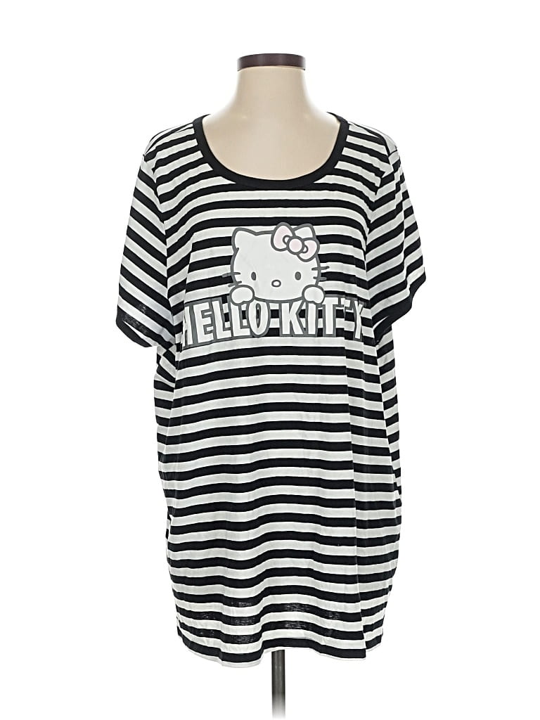 Pre-owned Hello Kitty Short Sleeve T-shirt In Black