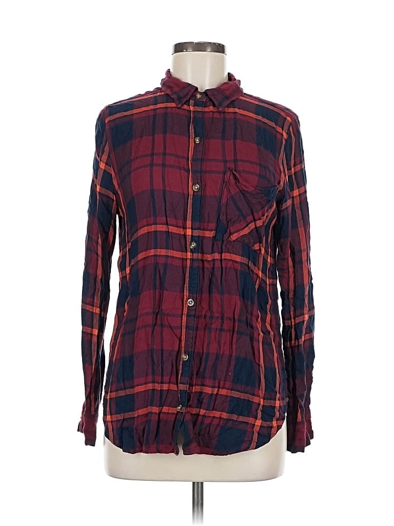 Click to view more detailed imagery on our partner's website Pre-owned Abercrombie & Fitch Long Sleeve Button Down Shirt In Burgundy