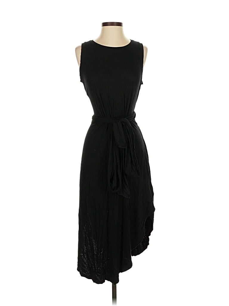 Click to view more detailed imagery on our partner's website Pre-owned Gap Casual Dress In Black