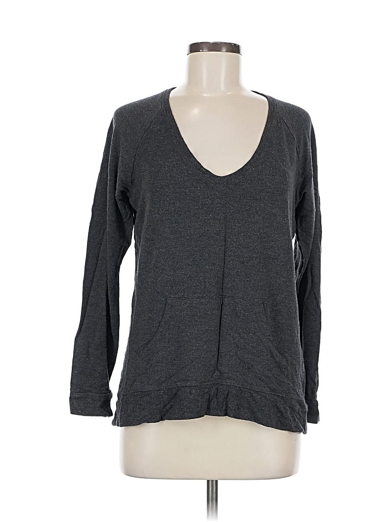 Click to view more detailed imagery on our partner's website Pre-owned Victoria's Secret Pullover Sweater In Gray