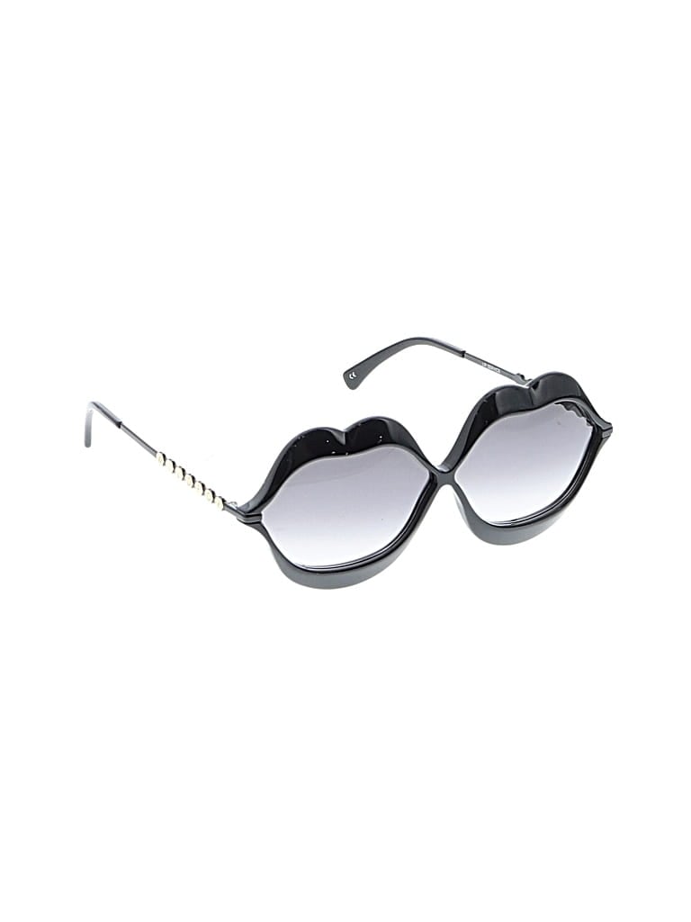 Click to view more detailed imagery on our partner's website Pre-owned Wildfox Sunglasses In Black