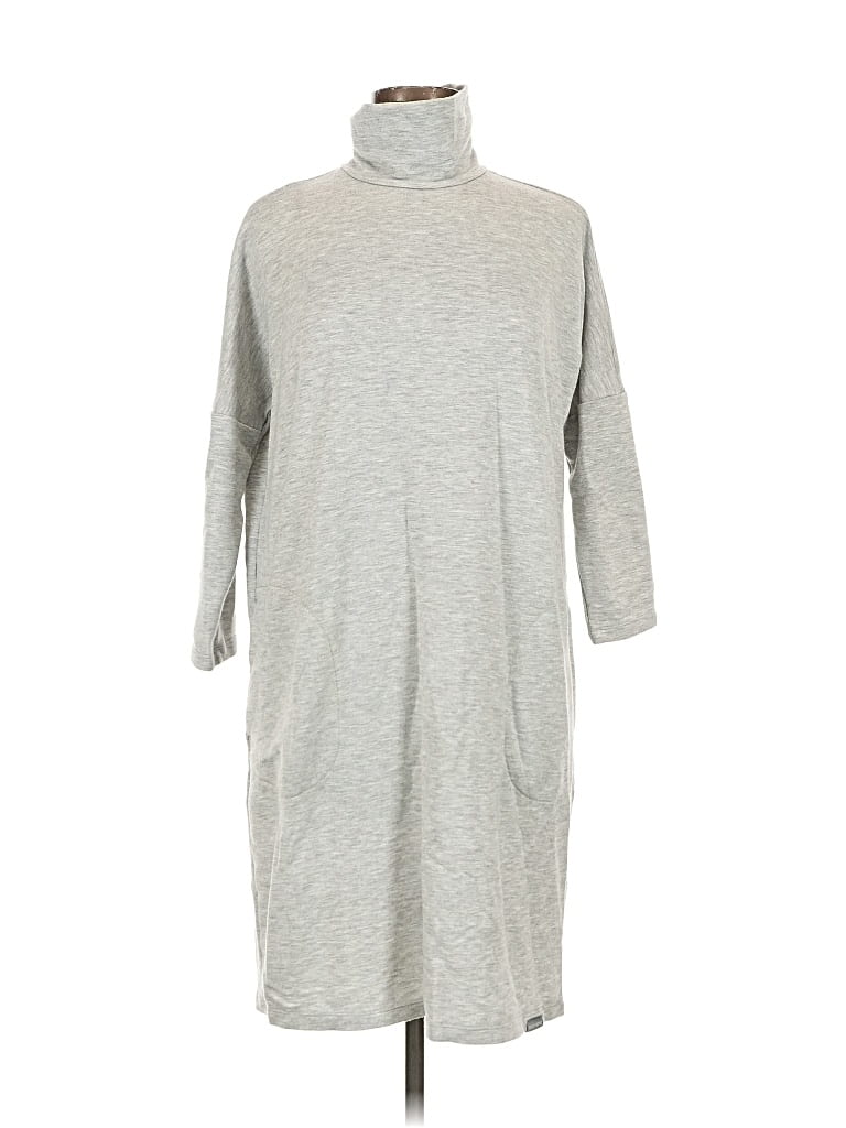 Pre-owned Skechers Casual Dress In Gray