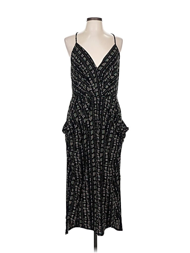Click to view more detailed imagery on our partner's website Pre-owned Bcbgeneration Cocktail Dress In Black