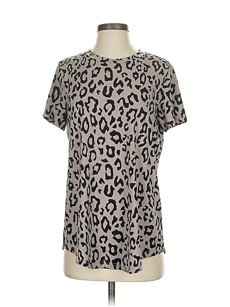 TICKLED TEAL Pre-owned Short Sleeve T-shirt In Gray