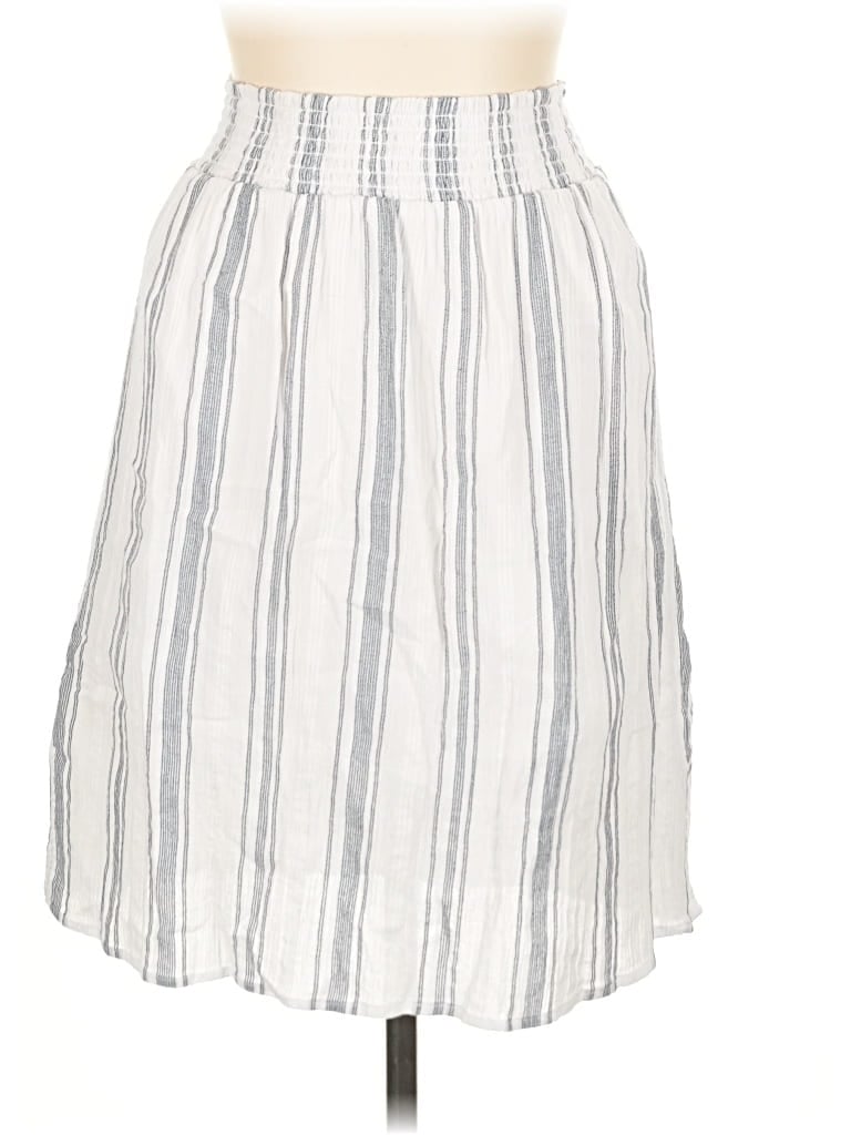 Pre-owned Universal Thread Casual Skirt In White