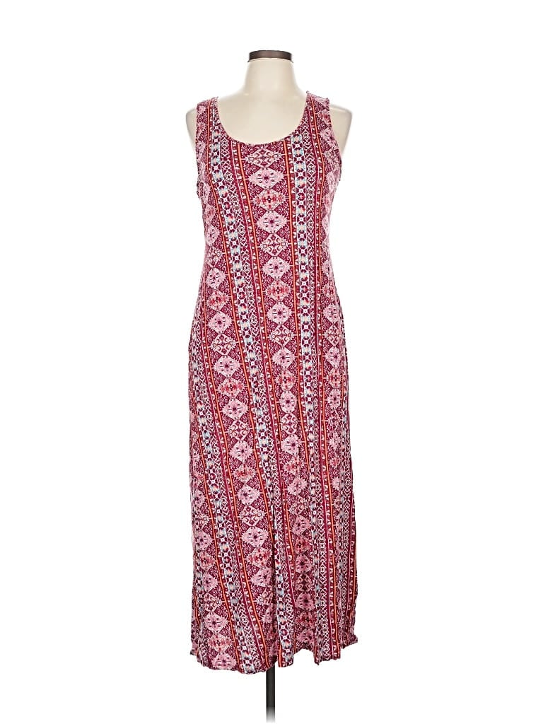 Click to view more detailed imagery on our partner's website Pre-owned Pink Republic Casual Dress In Burgundy