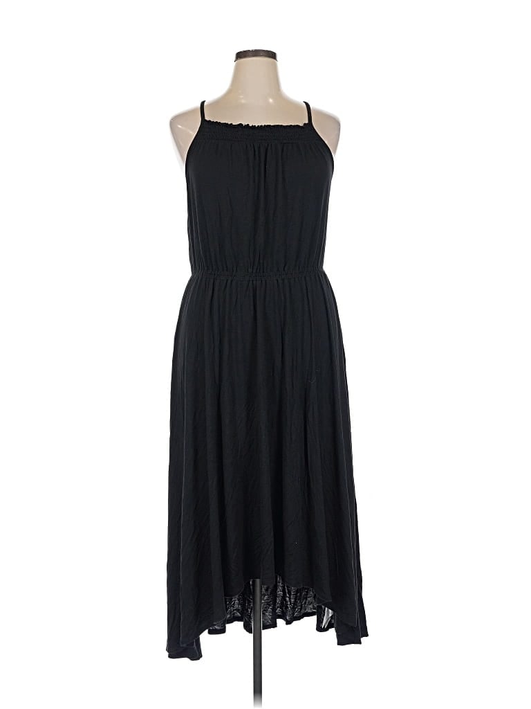 Click to view more detailed imagery on our partner's website Pre-owned Gap Casual Dress In Black