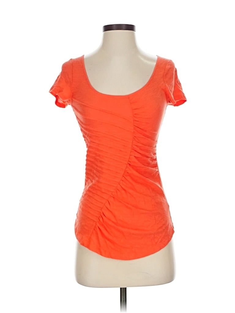 Click to view more detailed imagery on our partner's website Pre-owned Deletta Short Sleeve T-shirt In Orange