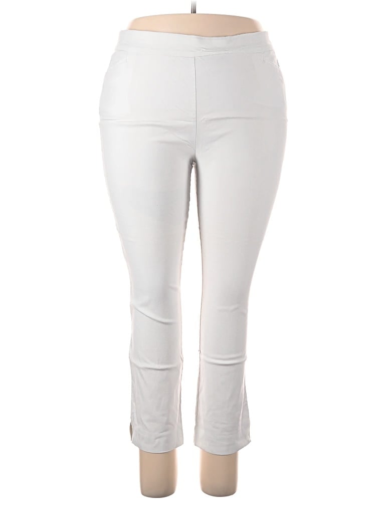 Click to view more detailed imagery on our partner's website Pre-owned Chico's Casual Pants In White