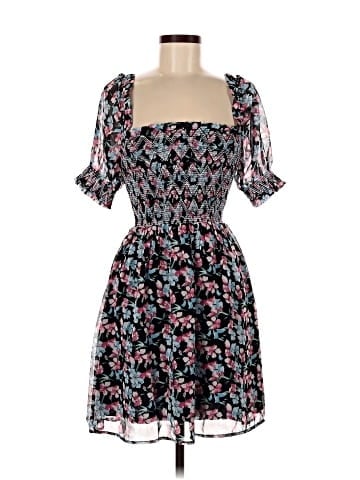 Allison Casual Dress (view 1)