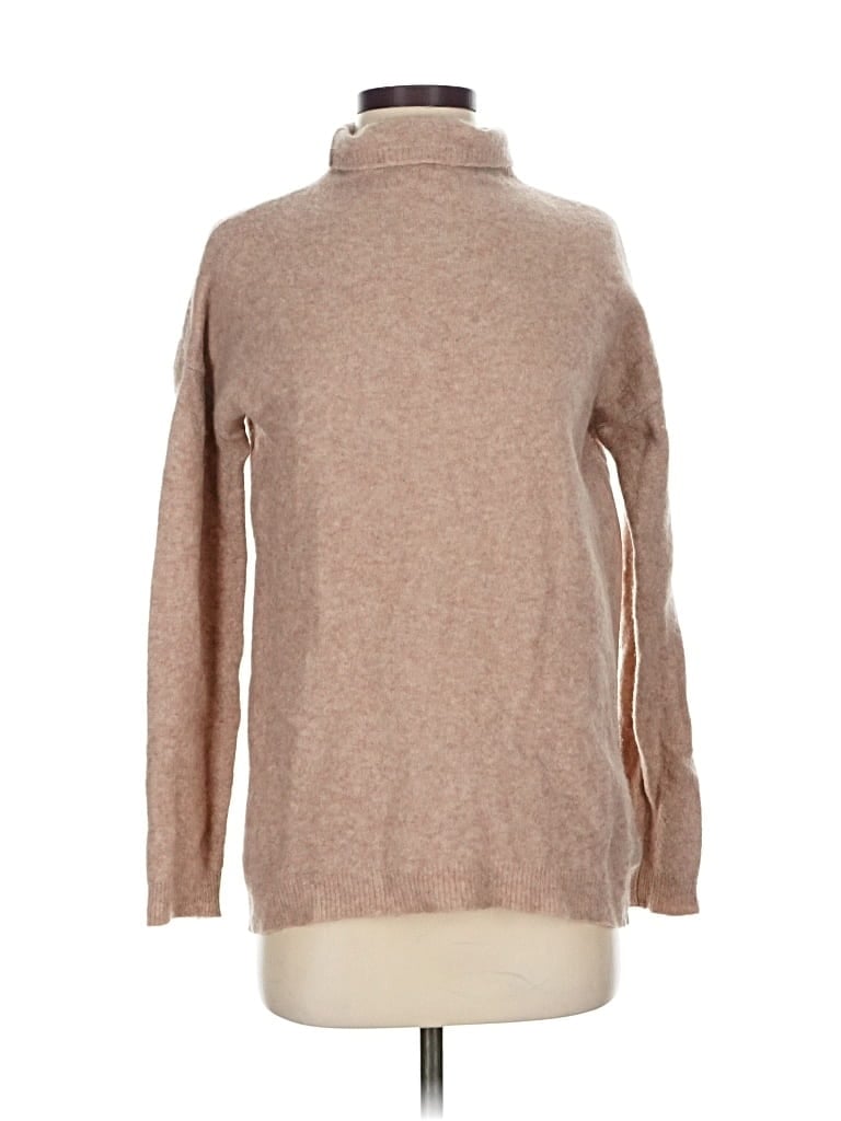 Click to view more detailed imagery on our partner's website Pre-owned Tahari Turtleneck Sweater In Brown