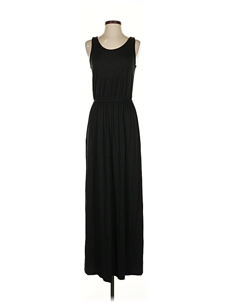 Click to view more detailed imagery on our partner's website Pre-owned Gap Casual Dress In Black