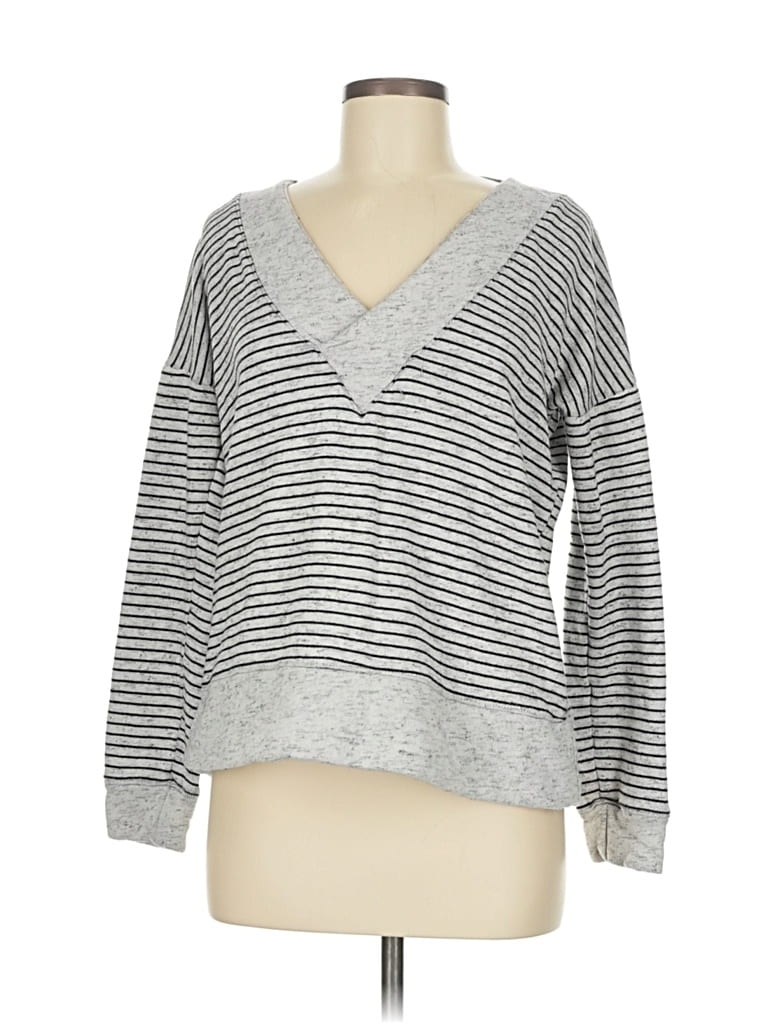 Pre-owned Maurices Pullover Sweater In Gray