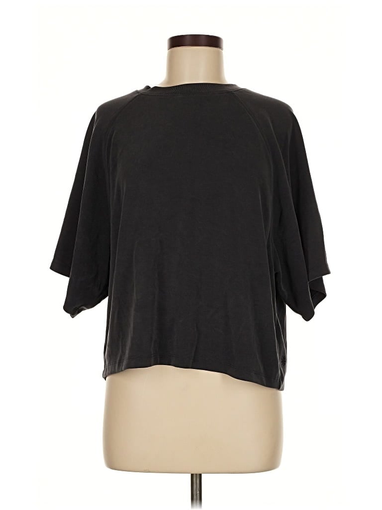 Pre-owned Athleta 3/4 Sleeve T-shirt In Black