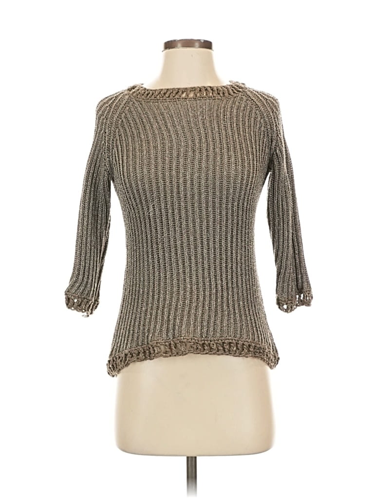 Click to view more detailed imagery on our partner's website Pre-owned Chico's 3/4 Sleeve T-shirt In Gray