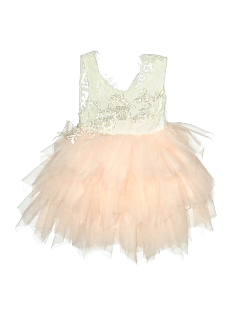 Click to view more detailed imagery on our partner's website Pre-owned Assorted Brands Kids' Dress In White