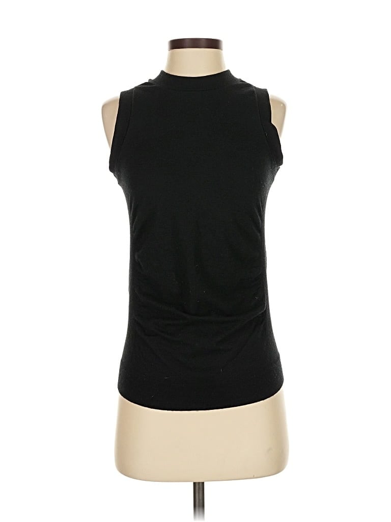 Pre-owned Athleta Sleeveless T-shirt In Black