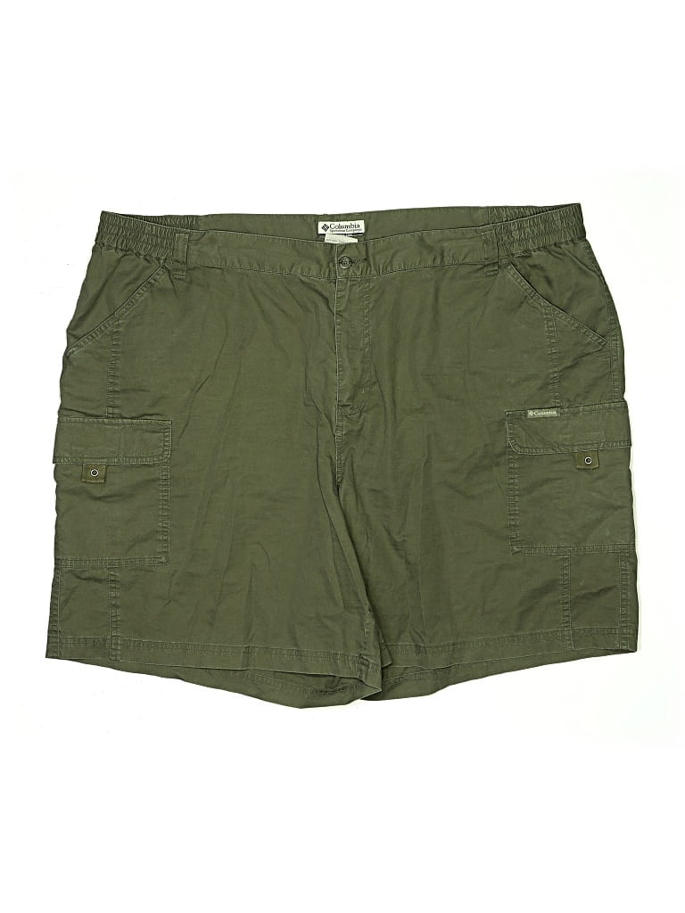 Click to view more detailed imagery on our partner's website Pre-owned Columbia Cargo Shorts In Green