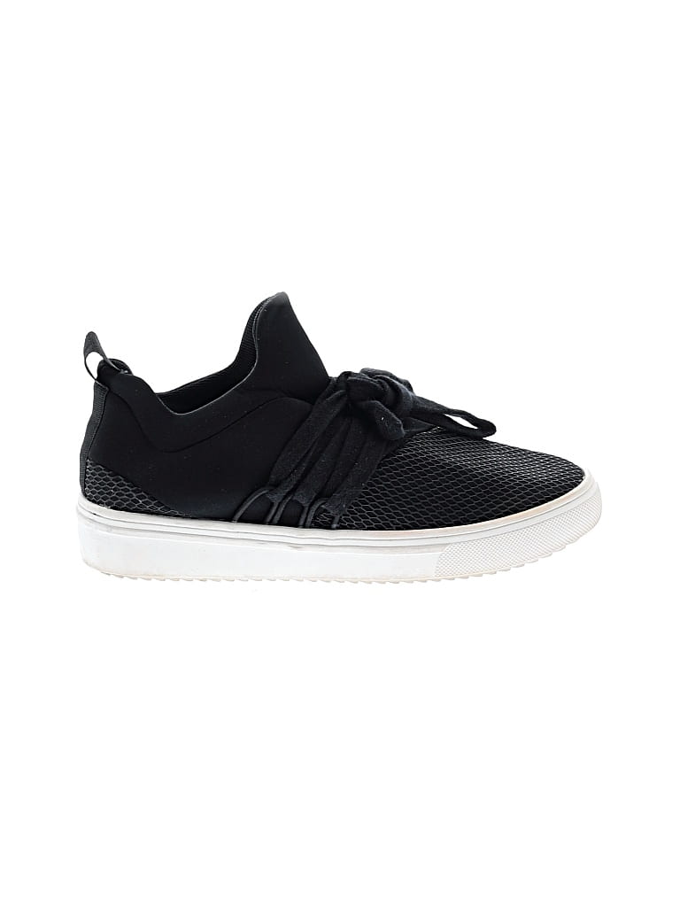 Pre-owned Steve Madden Sneakers In Black