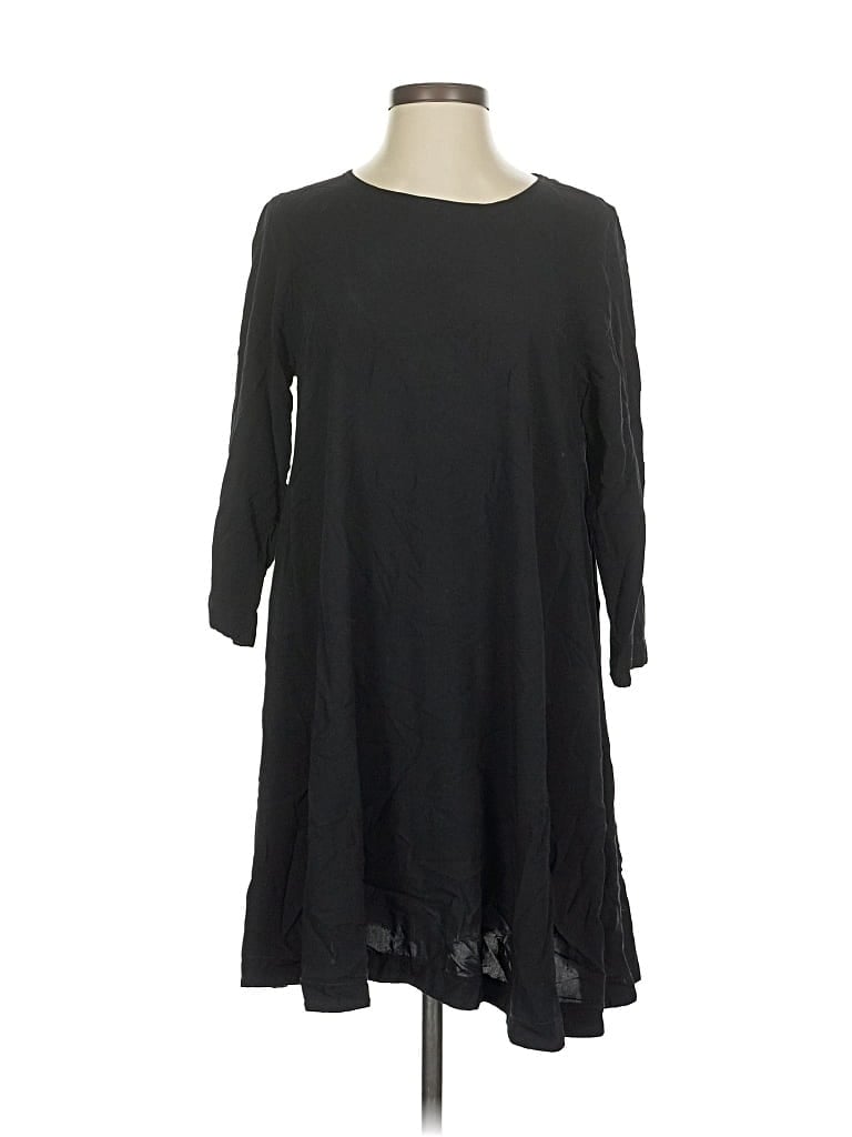 Click to view more detailed imagery on our partner's website Pre-owned Michael Stars Casual Dress In Black