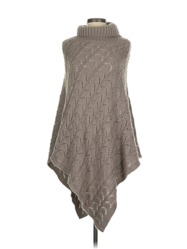 Pre-owned Bcbgmaxazria Poncho In Gray
