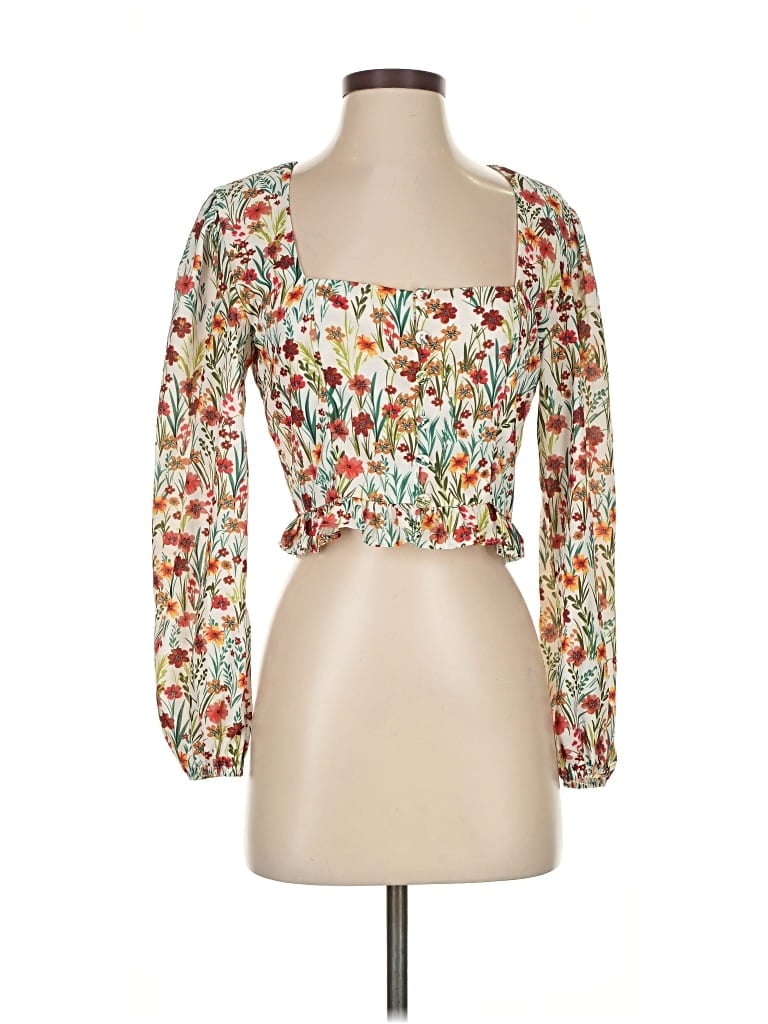 Click to view more detailed imagery on our partner's website Pre-owned Lost + Wander 3/4 Sleeve Blouse In White