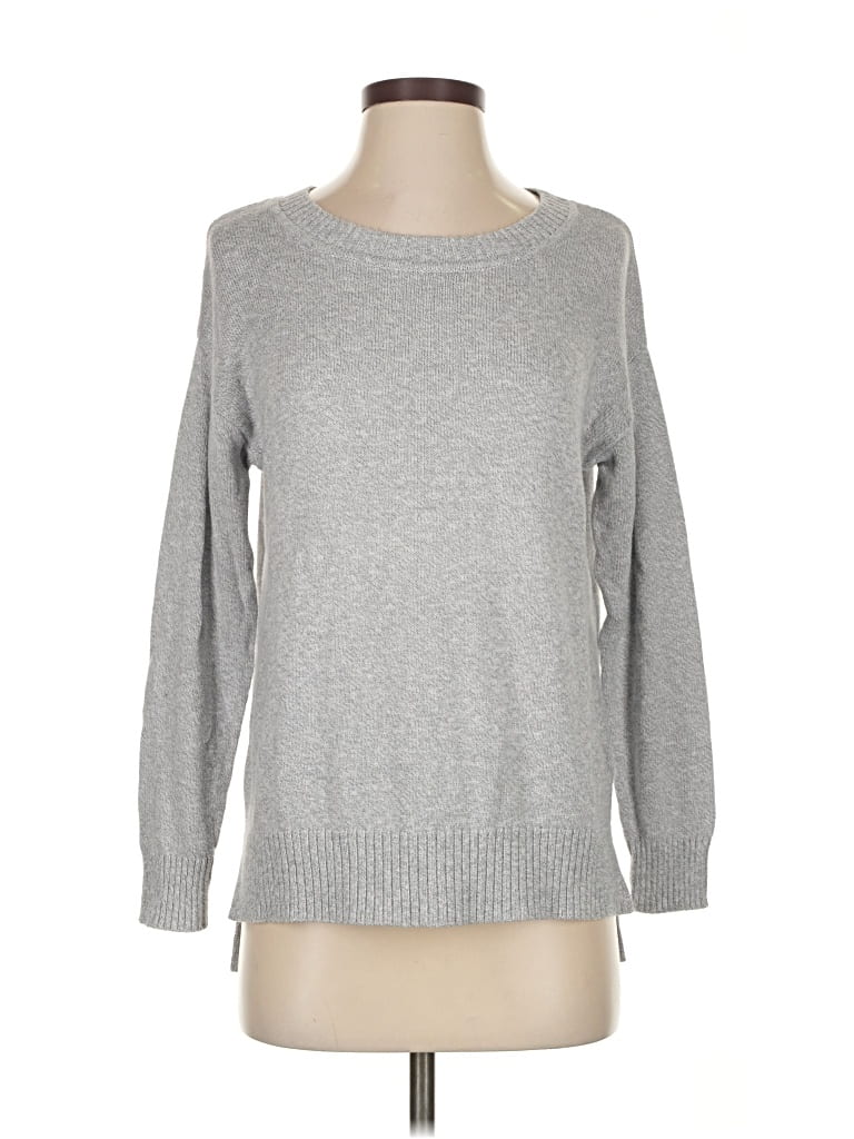 Pre-owned Old Navy Pullover Sweater In Silver