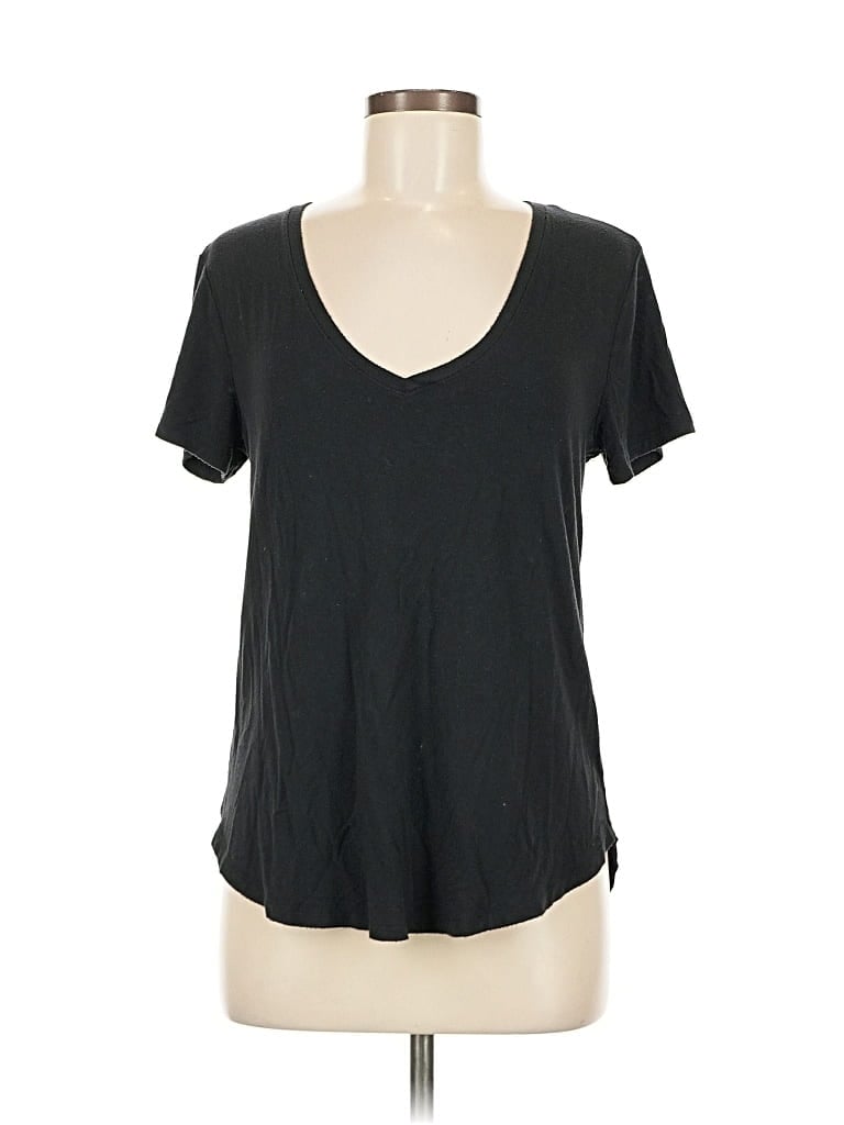 Click to view more detailed imagery on our partner's website Pre-owned Abercrombie & Fitch Short Sleeve T-shirt In Black