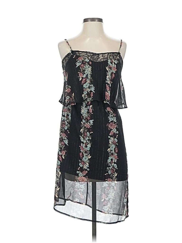 Click to view more detailed imagery on our partner's website Pre-owned Bcbgeneration Cocktail Dress In Black