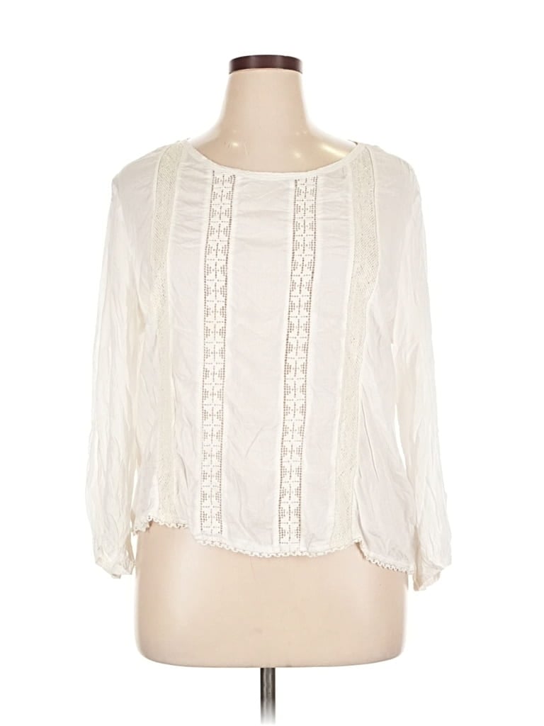 Click to view more detailed imagery on our partner's website Pre-owned Dylan 3/4 Sleeve Blouse In White