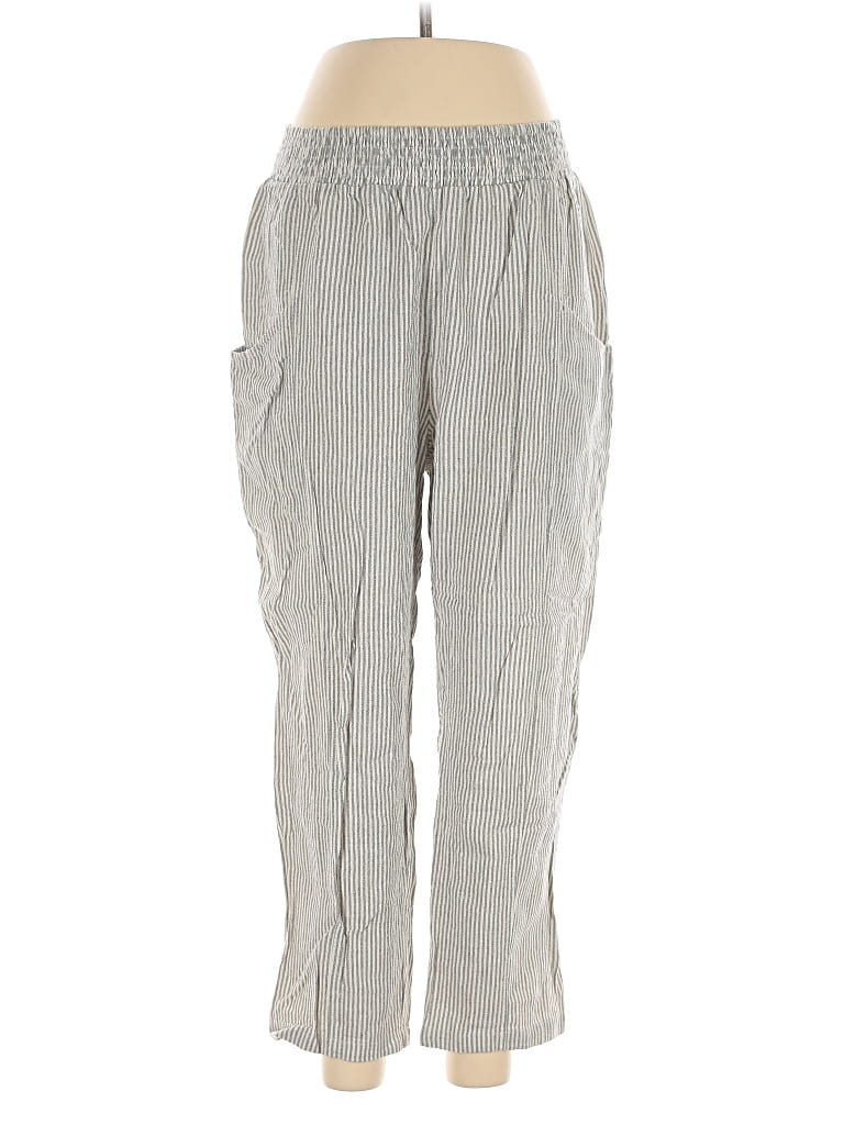 Click to view more detailed imagery on our partner's website Pre-owned Grade & Gather Casual Pants In Gray