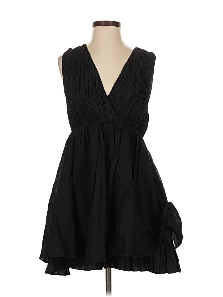 Pre-owned Alice And Olivia Alice + Olivia Casual Dress In Black