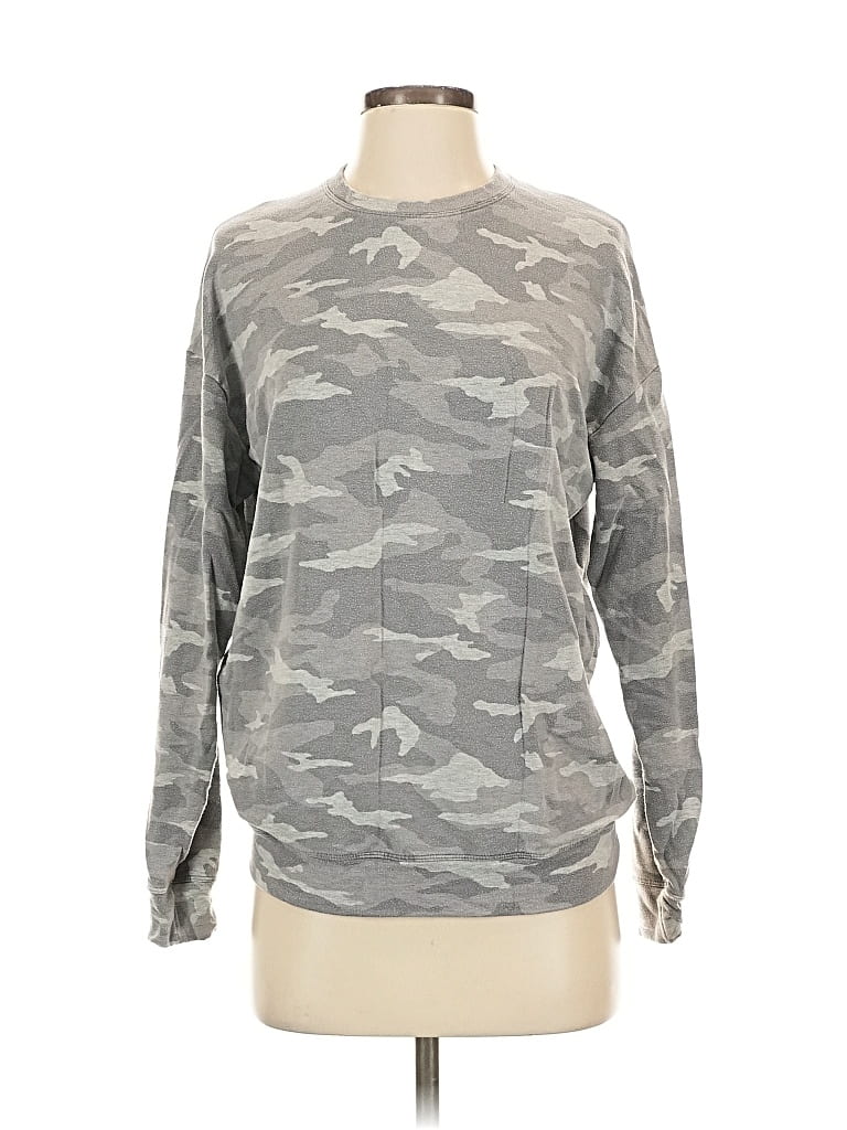 Pre-owned Athleta Long Sleeve T-shirt In Gray