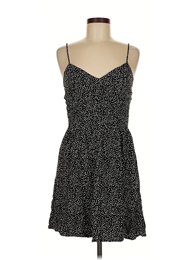 Pre-owned Xhilaration Casual Dress In Black