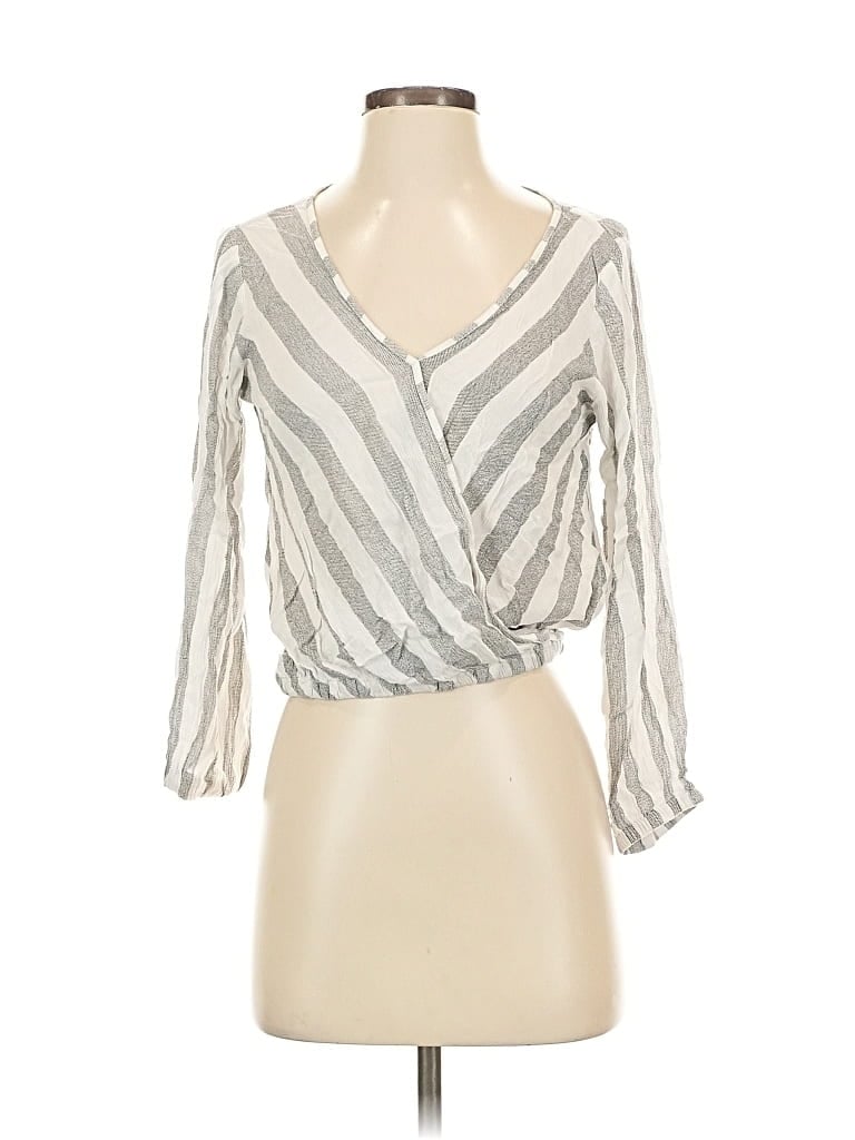 Click to view more detailed imagery on our partner's website Pre-owned Rebellion 3/4 Sleeve Blouse In Silver