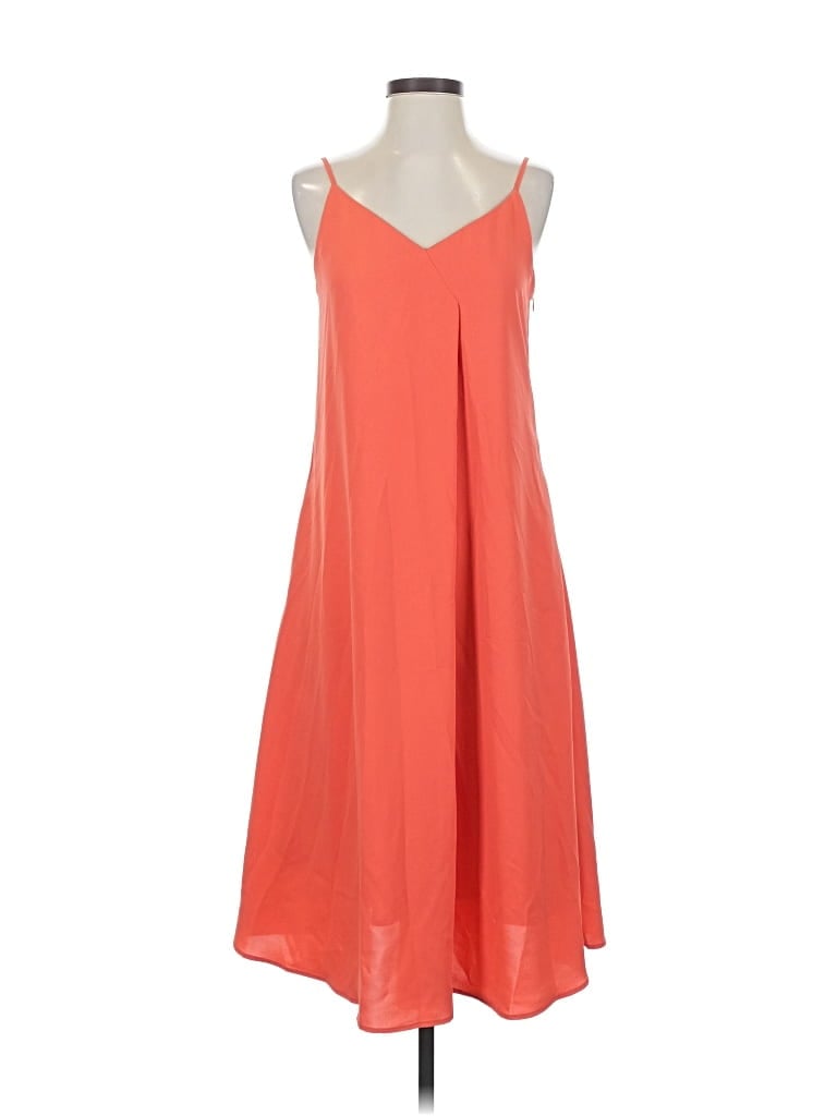 Click to view more detailed imagery on our partner's website Pre-owned Uniqlo Casual Dress In Orange