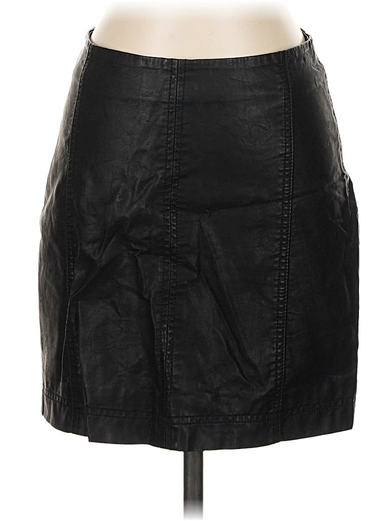 Click to view more detailed imagery on our partner's website Pre-owned Free People Faux Leather Skirt In Black