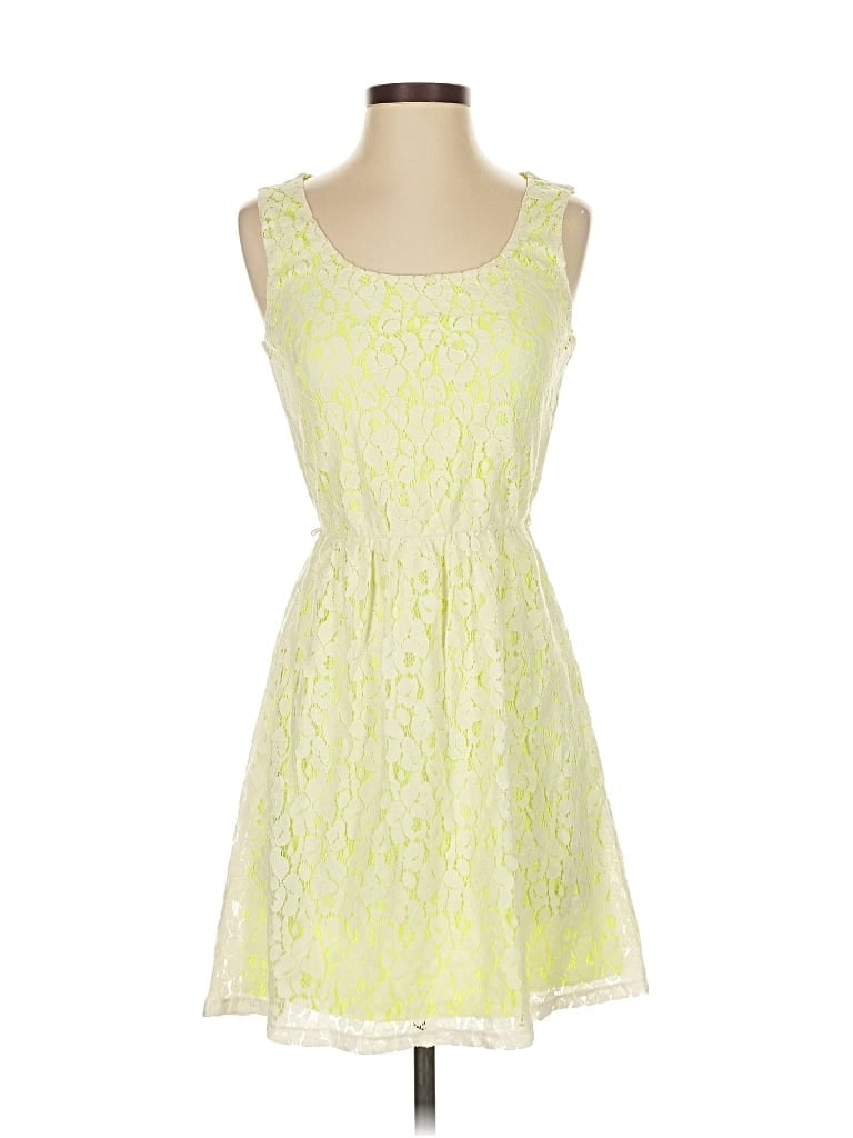 Pre-owned Express Cocktail Dress In Yellow