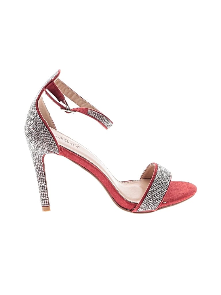 Click to view more detailed imagery on our partner's website Pre-owned Lov Mark Heels In Red