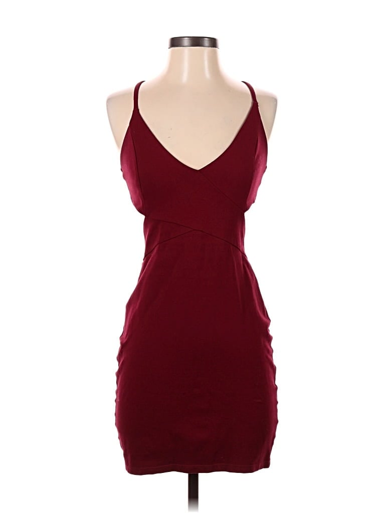 Pre-owned Fashion Nova Cocktail Dress In Burgundy