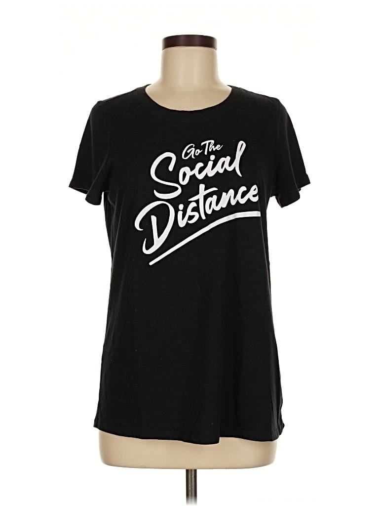 Pre-owned Torrid Short Sleeve T-shirt In Black