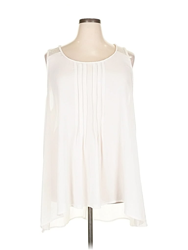 Pre-owned Torrid Casual Dress In White