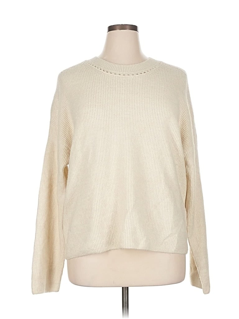 Pre-owned Gap Pullover Sweater In White
