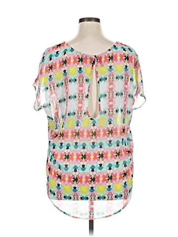 Bisou Bisou Sleeveless Blouse (view 2)