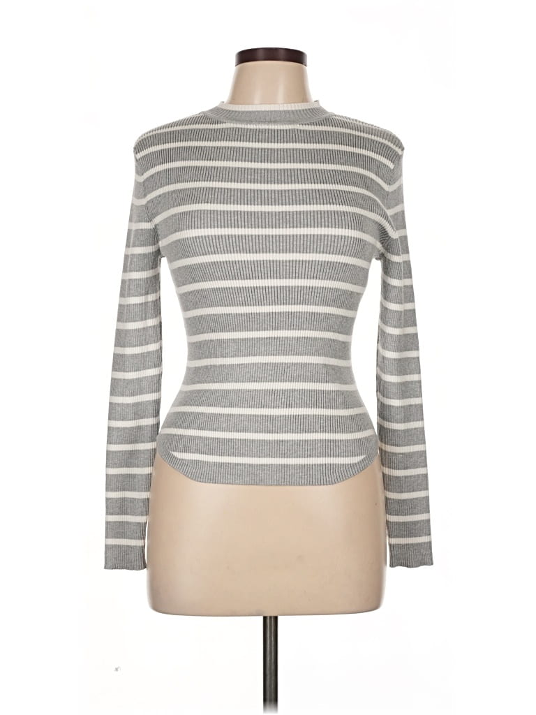 Click to view more detailed imagery on our partner's website Pre-owned Madden Girl Turtleneck Sweater In Gray