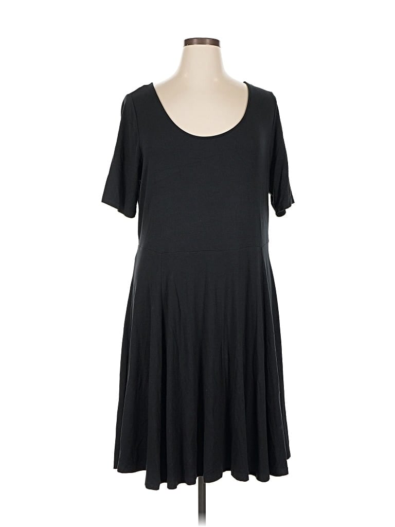 AVA & VIV Pre-owned Casual Dress In Black