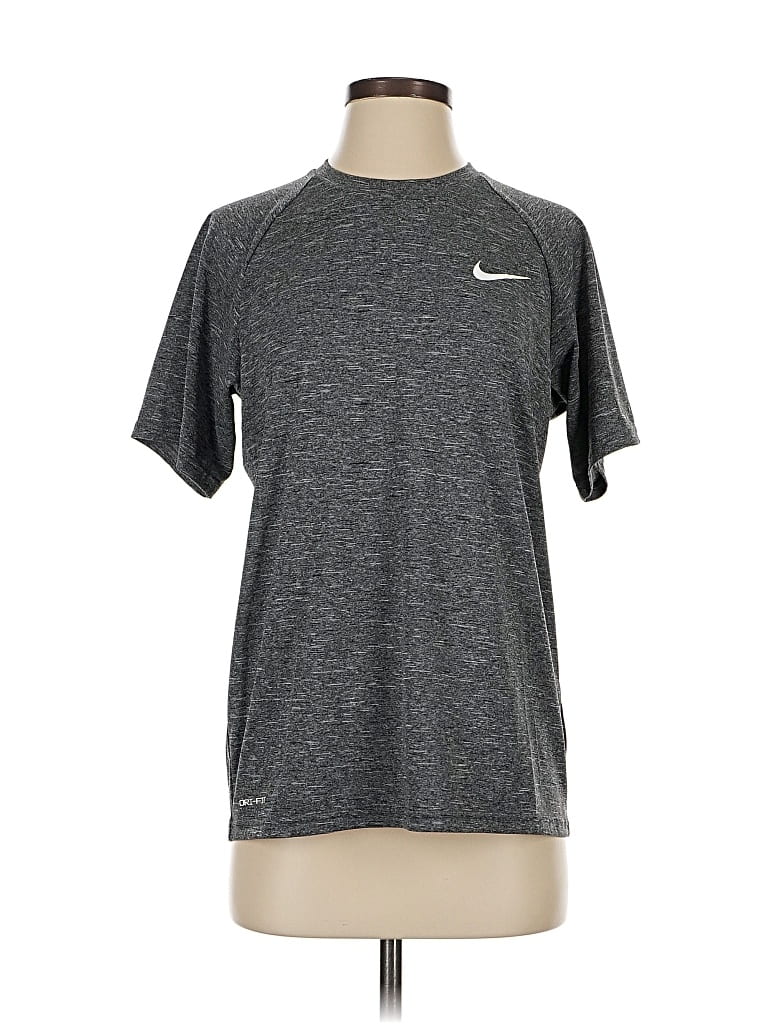 Pre-owned Nike Active T-shirt In Gray