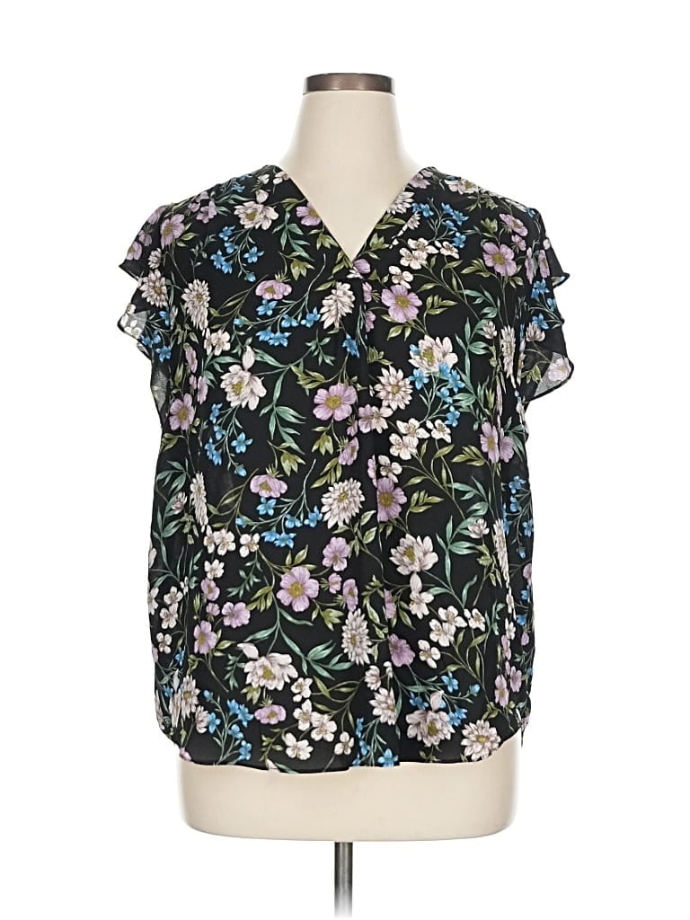 Pre-owned Chaus Sleeveless T-shirt In Black