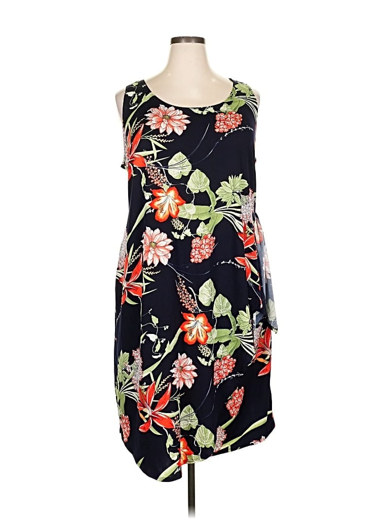 Click to view more detailed imagery on our partner's website Pre-owned Signature By Robbie Bee Casual Dress In Black