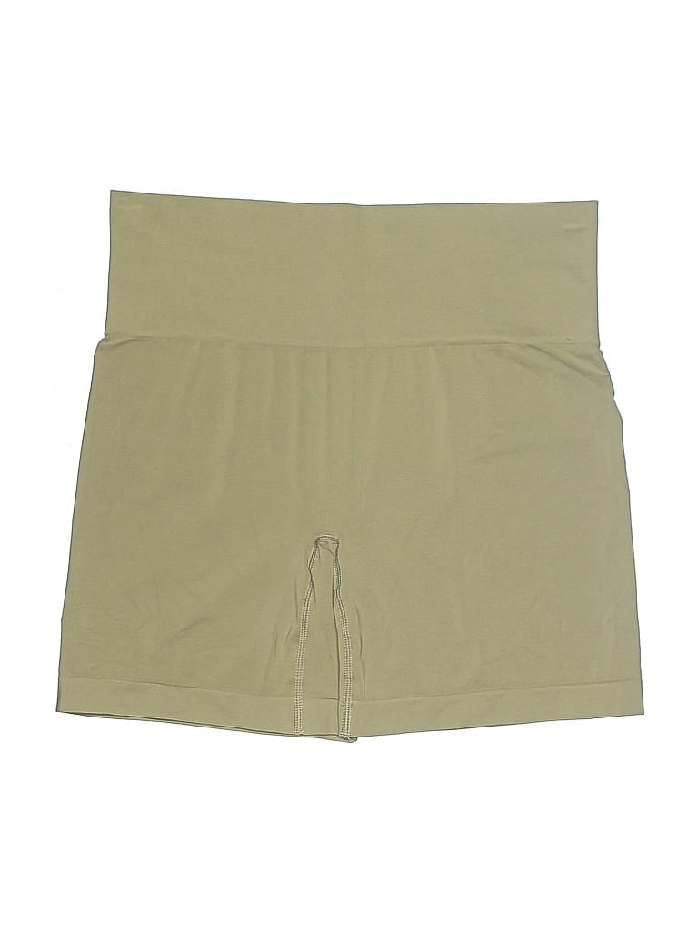 Pre-owned Skims Athletic Shorts In Green